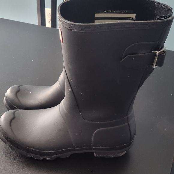 Matte Black HUNTER boots Size 7 - Picture 3 of 6